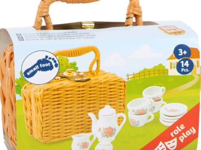 New Children's Girls Porcelain Coffee Set in a Case