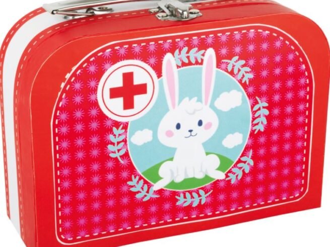 New Children's Veterinarian's Wooden Doctor Kit