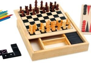 New Classic Games 4 in 1 Chess Dominoes Draughts and Backgammon