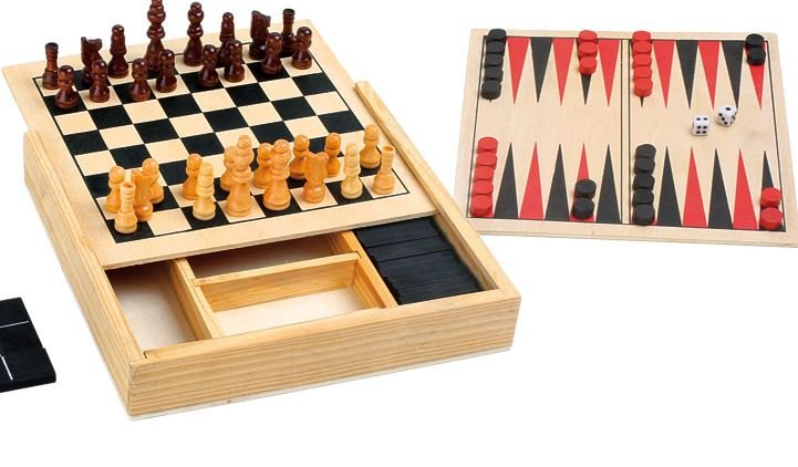 New Classic Games 4 in 1 Chess Dominoes Draughts and Backgammon