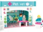 Wooden Toy Playhouse Animal Hospital with Accessories