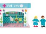Wooden Toy Playhouse Animal Hospital with Accessories