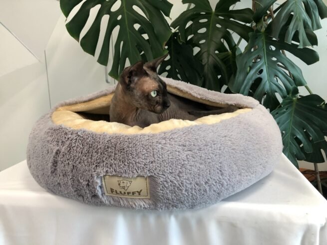Dog Cat Bed FLUFFY 70 cm
