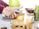 Wooden Cheese Board Tray +4 Knives/Cutlery