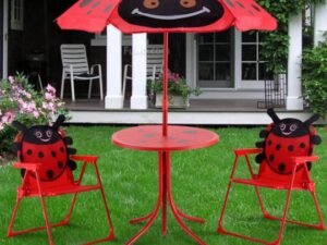 Ladybug Children Outdoor Table and 2 Folding Chairs Parasol