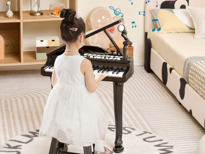Multifunctional Children's Toy Piano 37 Keys Microphone Teaching Mode Led