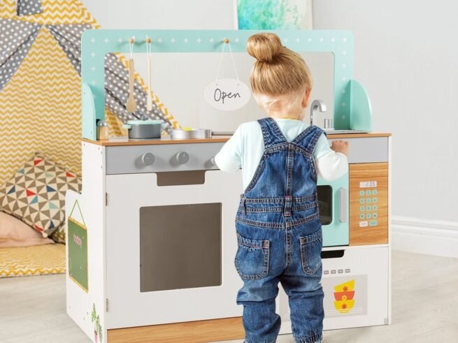 Children's Kitchen Double-Sided Wooden for Role of Cook and Customer