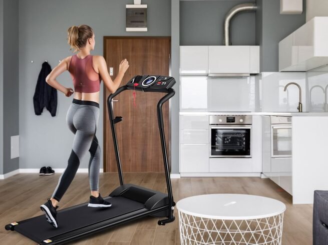 Foldable Electric Treadmill 1 to 10 Km/H 12 Programs Safety Key 1.0HP Motor