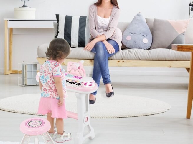 Electronic Keyboard Piano for Children 37 Keys 4 Percussion Effects Microphone