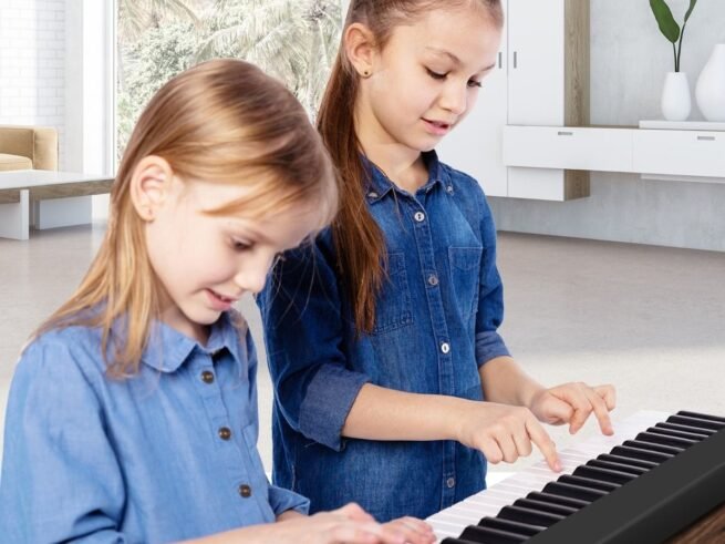 61-Key Foldable Digital Piano with 128 Sounds and 128 Rhythms Bluetooth