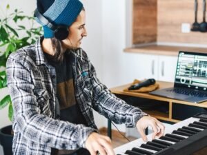 88 Keys Foldable Digital Piano Keyboard with Bluetooth MIDI Function