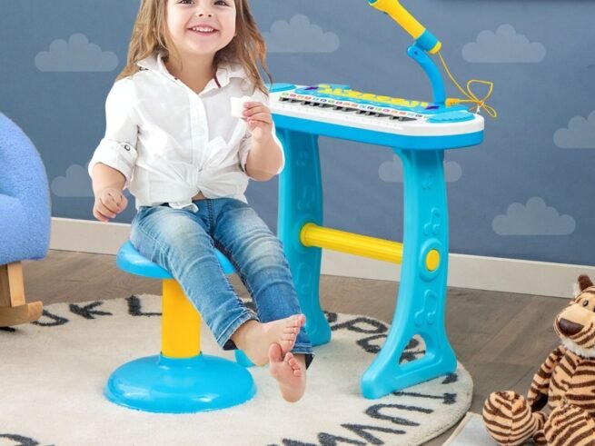 Piano for Children 31 Keys Stool Microphone Light Effects 8 Tones 7 Rhythms