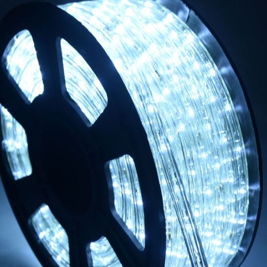 Led Strip 30M Bright Flexible 360 ​​LEDs Power 55W Voltage 220V