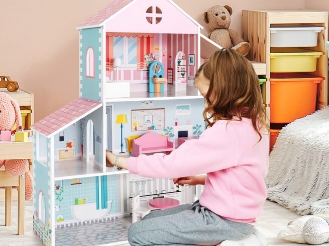 Wooden Dollhouse 8 Accessory 3 Floors Doll House 71 x 23.5 x 87 CM