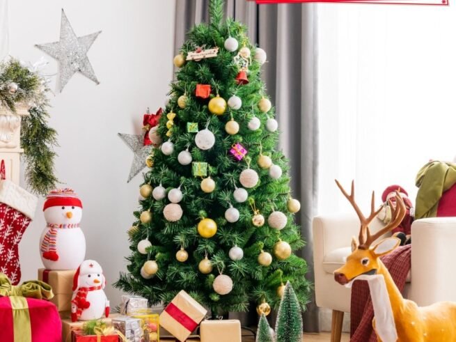 Artificial Christmas Tree Hinged 150cm 456 Branches
