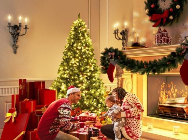 Artificial Christmas Tree 240cm 81 Pine Cones, LED Lights, Metal Base