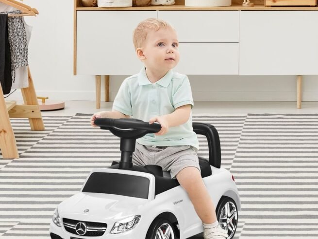 Ride On Car for Children 12-36 Months with Music Horn Storage White
