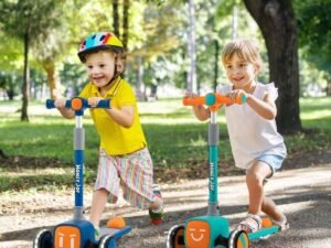 Folding Children's Scooter 3 PU Flash Wheels Height Adjustable 3-6 years