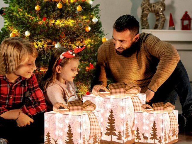 3 Christmas Lighted Gift Boxes 100 Lights Exquisite Patterns Bows