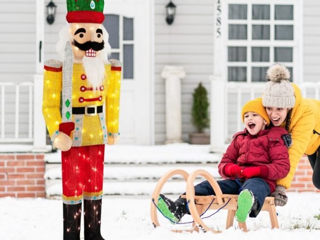 Christmas Nutcracker Soldier Light-Up Life-Size Figurine 166cm LED Lights