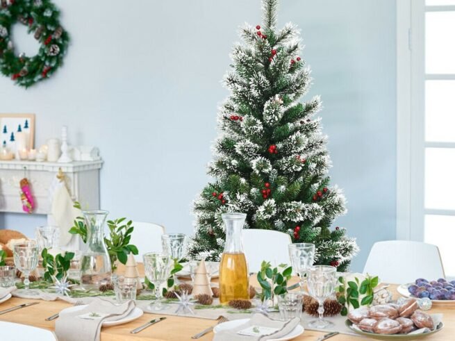 Artificial Christmas Tree with Snowflakes 150cm Red Berries Snow Flocked