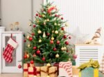 Artificial Christmas Tree Hinged 136cm 386 Branch Tips in PE PVC LED Lights