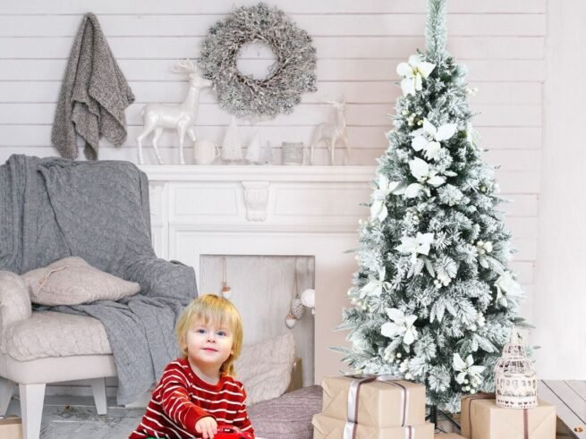 Artificial Snow Flocked Hinged Christmas Tree with Berries Flowers 180cm